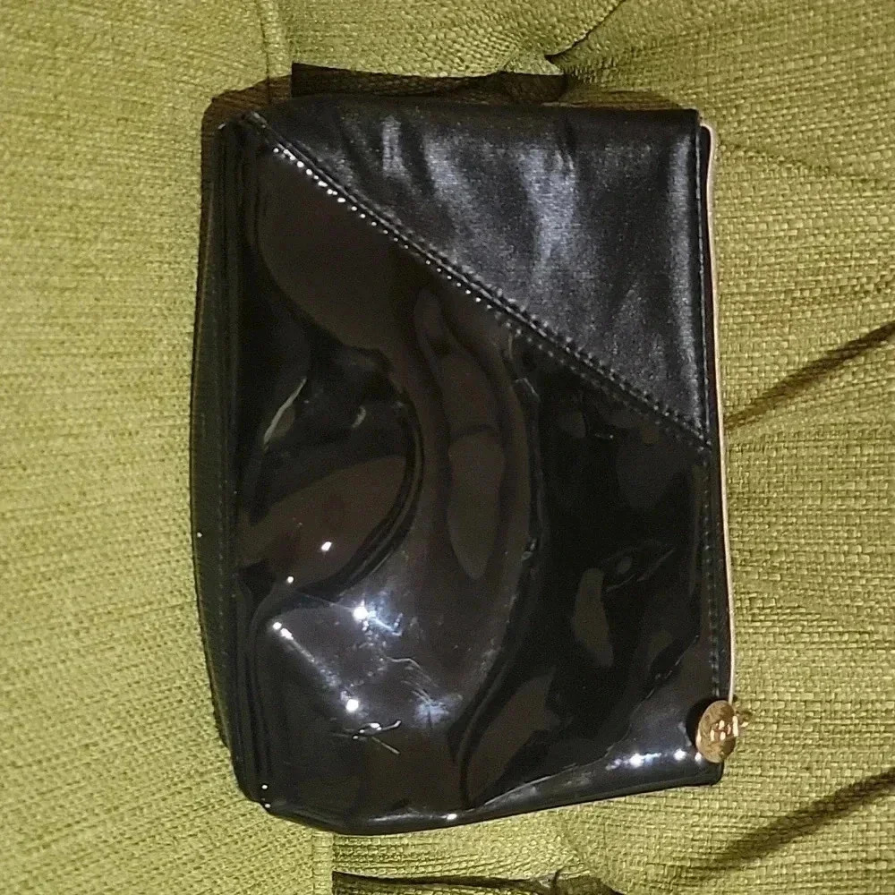 Ysl Parfume Clutch Patent Leather View 2